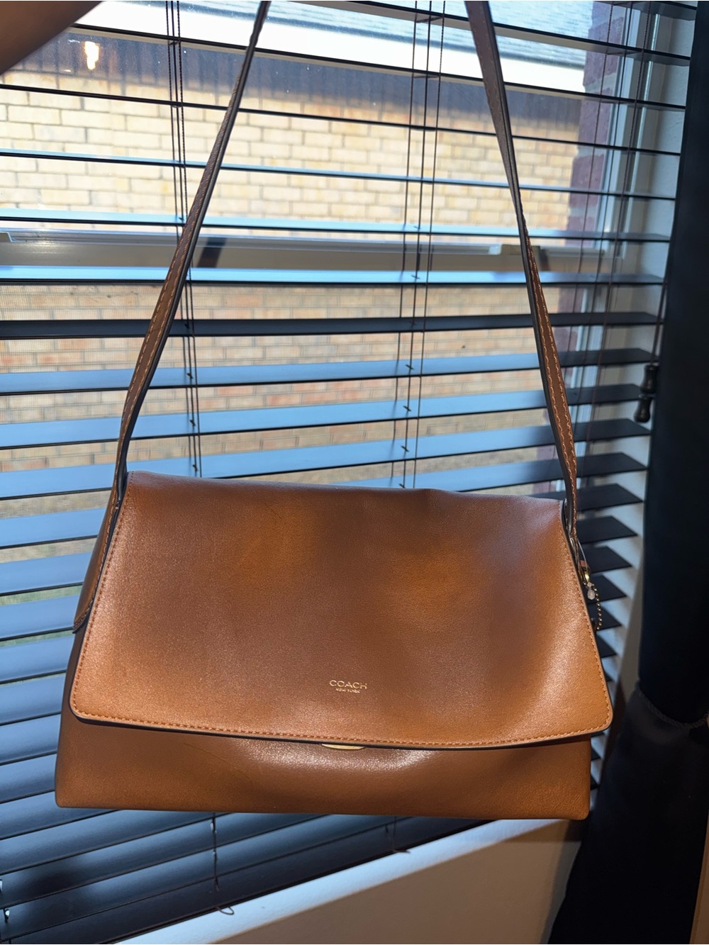 Coach Chelsea 30 in Loved Leather